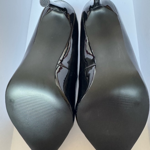 NWT Steve Madden Black Heels Pointed Toe Stiletto - Picture 7 of 9